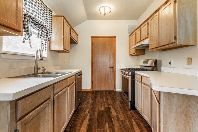 Building Photo - 1119 Polk St