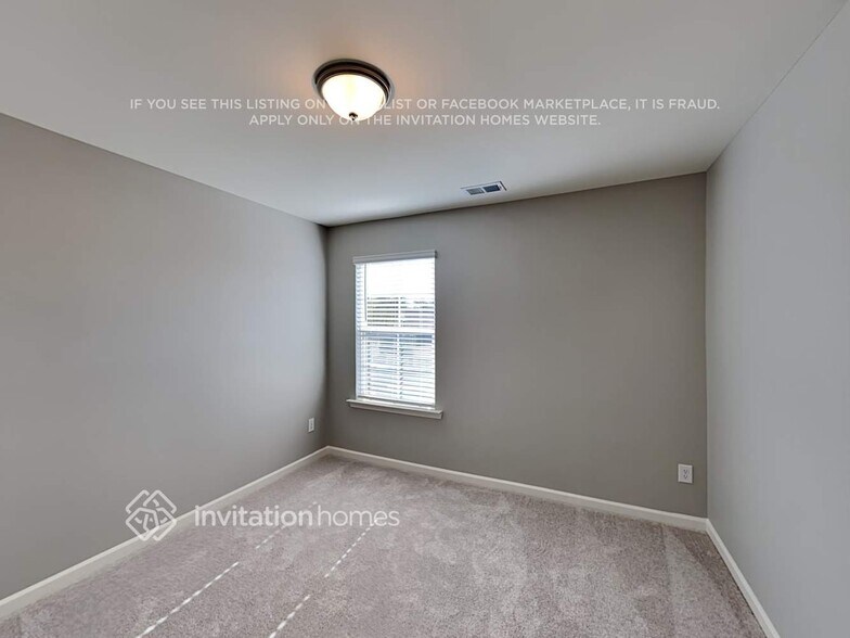 Building Photo - 105 Webster Cir