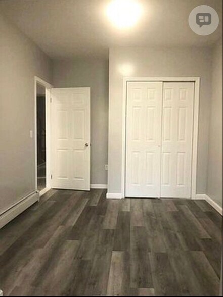 Building Photo - 93-38 43rd Ave