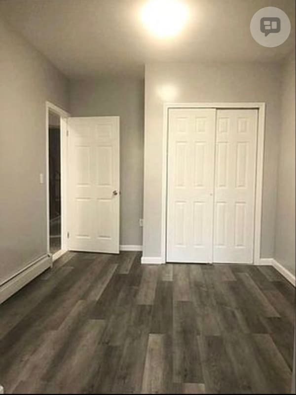 Building Photo - 93-38 43rd Ave