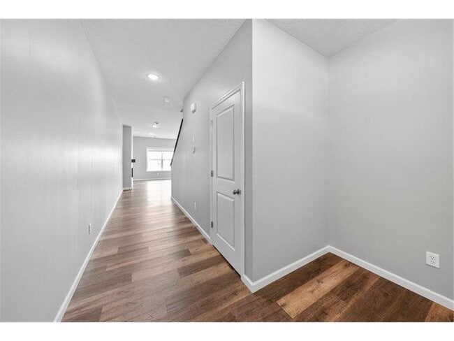 Building Photo - 10269 Goodview Cir