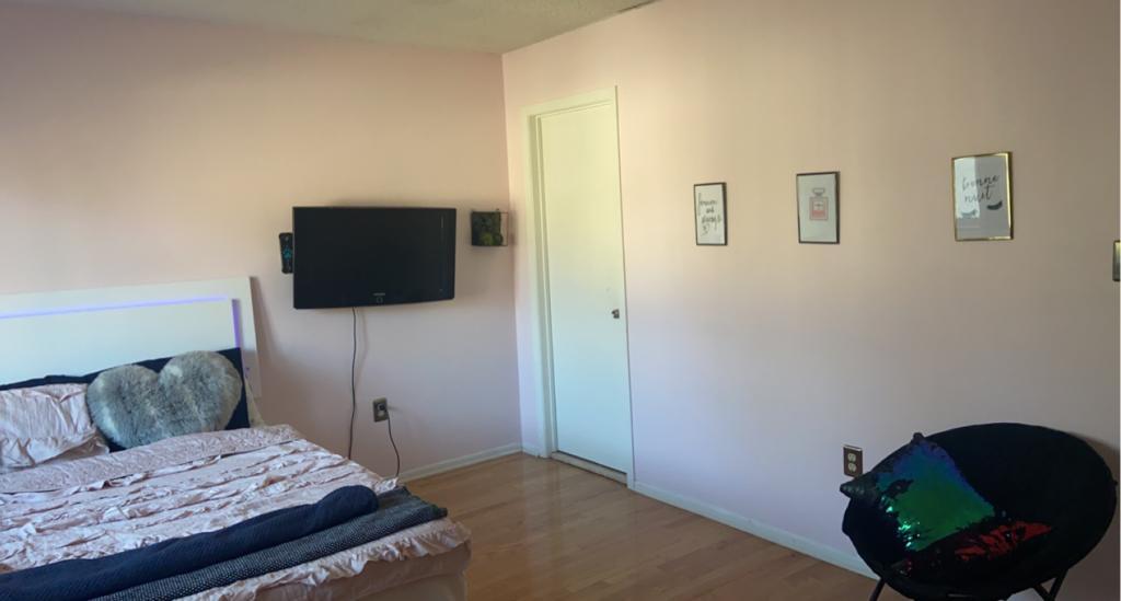 second bedroom - 176 Thoreau Dr