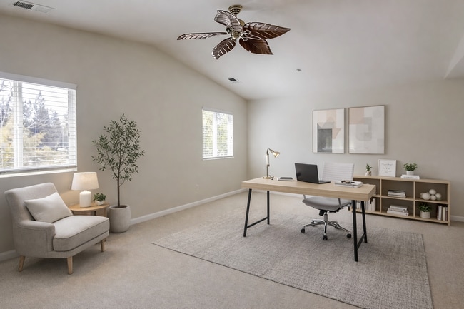 Building Photo - Wonderful 4 BR, 3 car w/ pool for rent in Alpine, CA