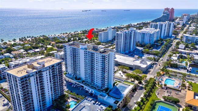 Building Photo - 3015 N Ocean Blvd