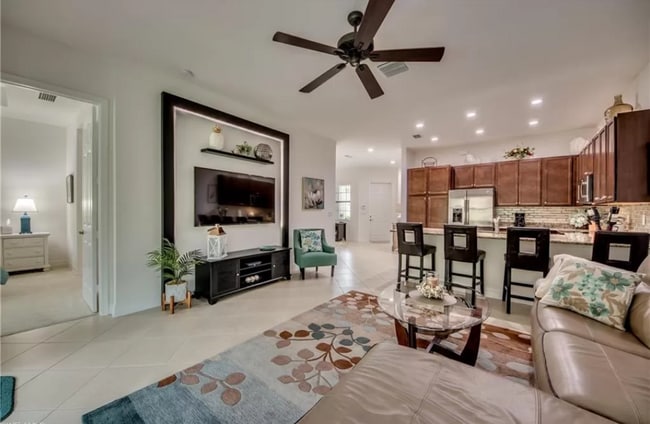 Building Photo - 11899 Five Waters Cir
