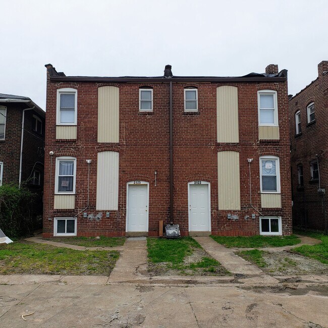 Building Photo - 3123 Norwood Ave