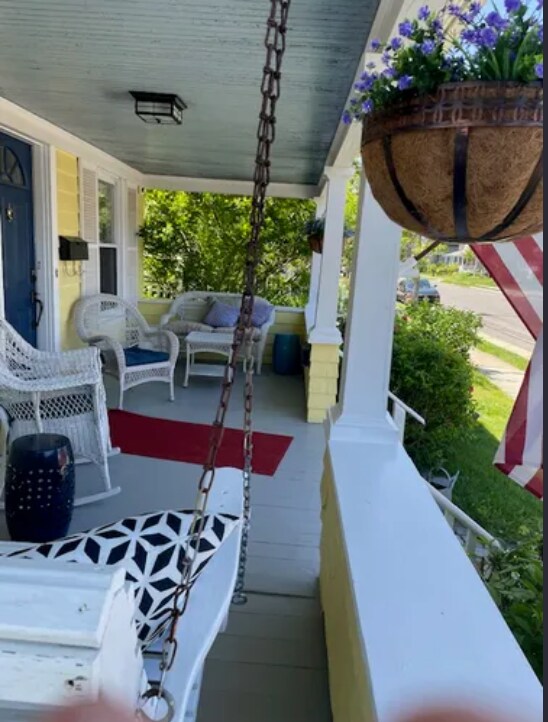 Front porch comfy seating - 80 Wyckoff Ave