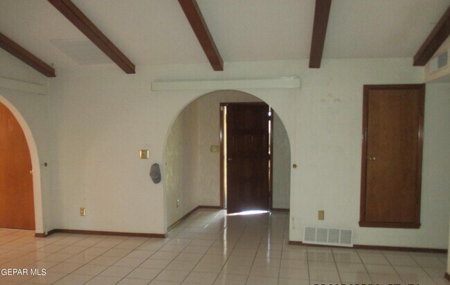 Building Photo - 4425 Gen Maloney Cir