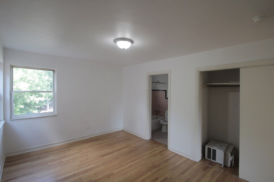 Building Photo - 415 Franklin Ave