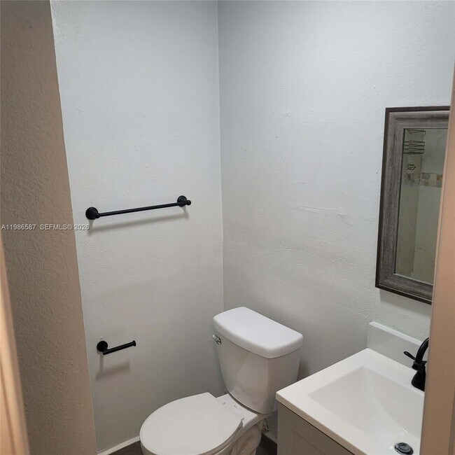 Building Photo - 19195 SW 354th St