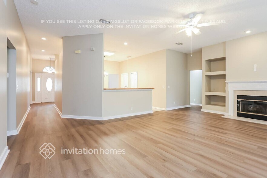 Building Photo - 12520 Gately Oaks Ln E