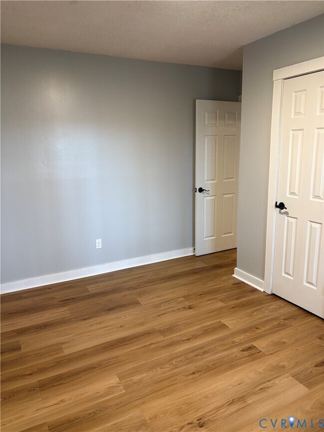 Building Photo - 1835 Jeter Rd