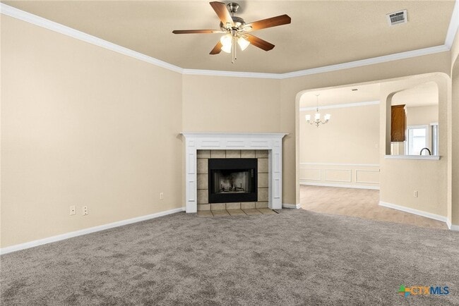 Building Photo - 118 Lone Shadow Dr