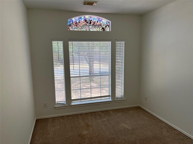 Building Photo - 3948 Artesia Bend