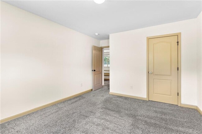 Building Photo - 1492 Station Ridge Ct SE