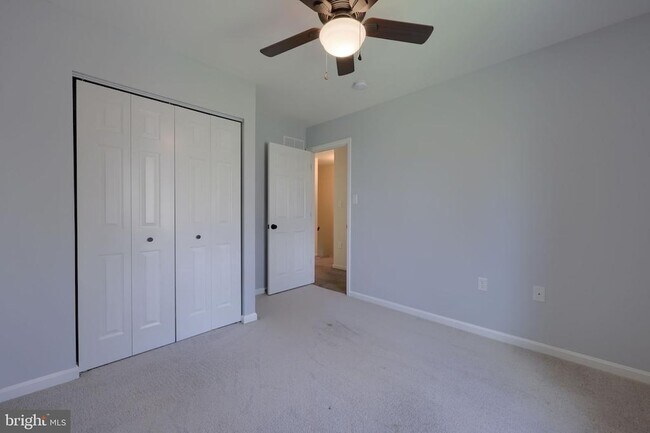 Building Photo - 604 Rockwood Dr