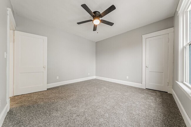 Building Photo - 841-841 Allison Ave