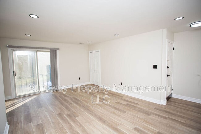 Building Photo - 816 Winding Way