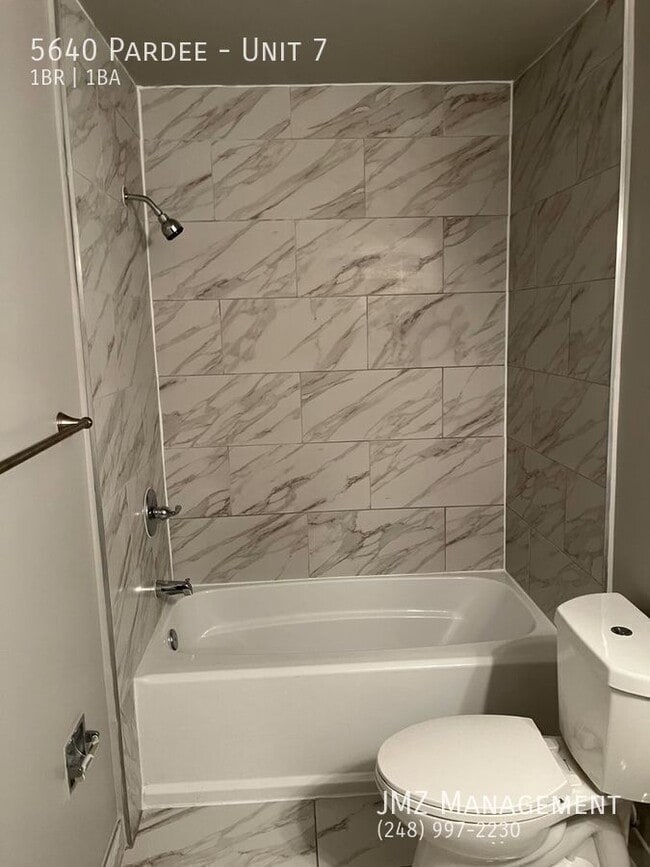 Building Photo - 5640 Pardee-Unit 7