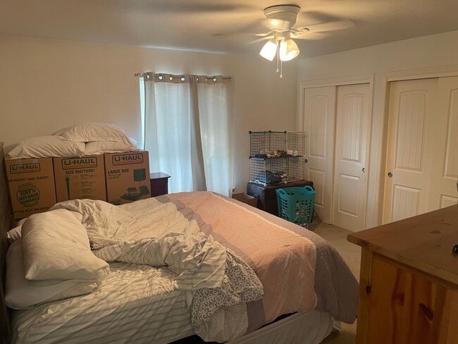 Building Photo - 34 N Fairview St