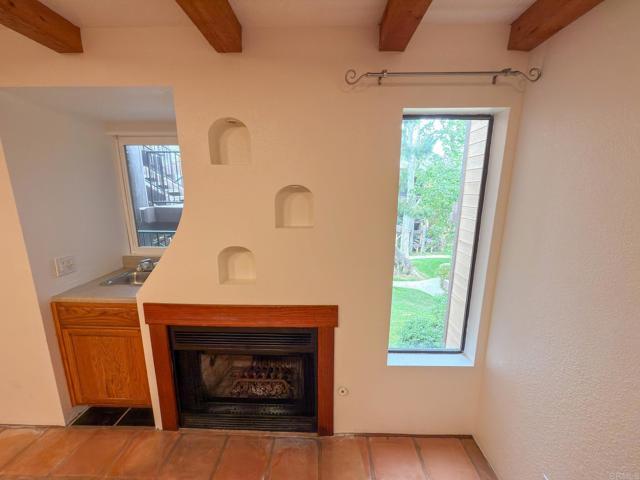 Building Photo - 4009 Canario St