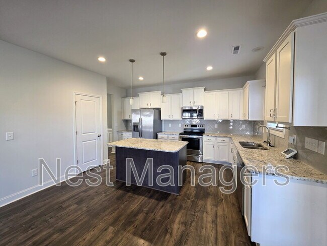 Building Photo - 7850 Rufus Johnson Rd