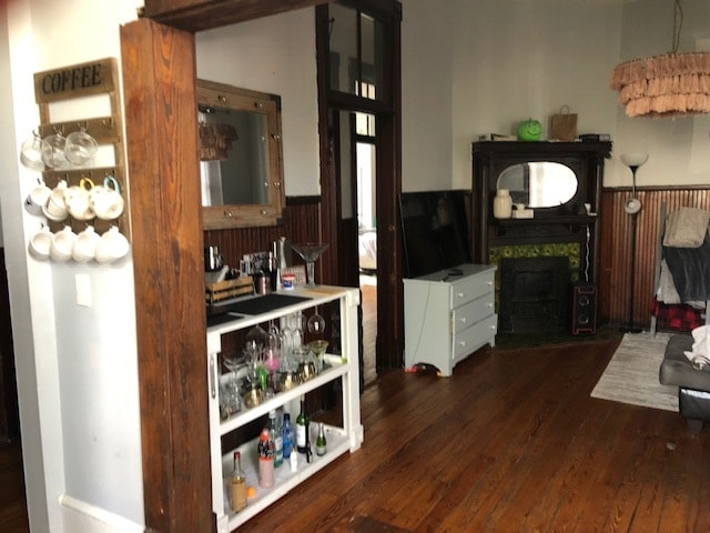 Living Room Pic # 2 - 46 Montagu St