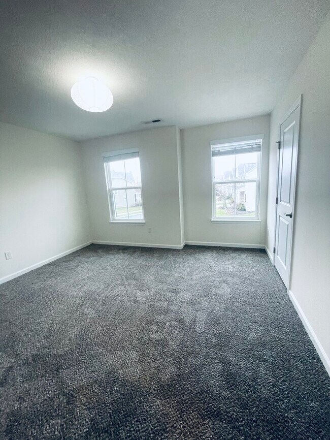 Building Photo - Beautiful 3 beds 2.5 Baths in Dublin