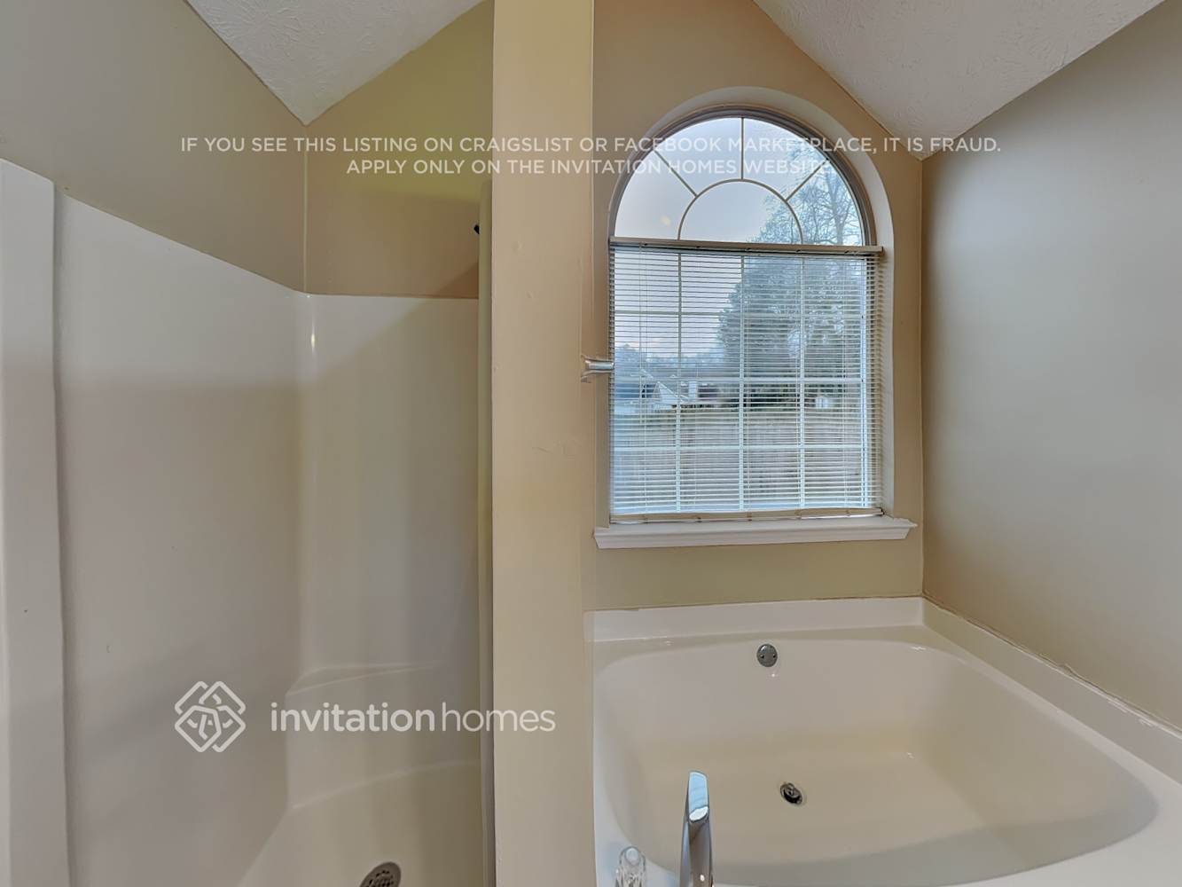 Building Photo - 212 Coldsprings Ct