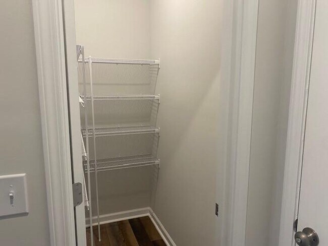 Building Photo - 5041 Arkose Dr