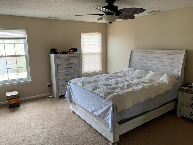 Master BR - 2736 Mulberry Loop