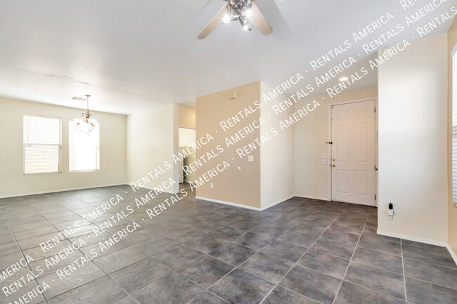 Building Photo - 2778 W Leafwing Dr