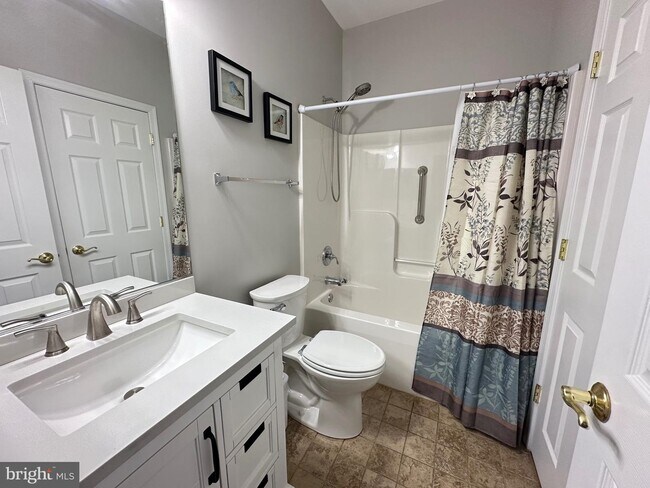 Building Photo - 6504 Feather Edge Court