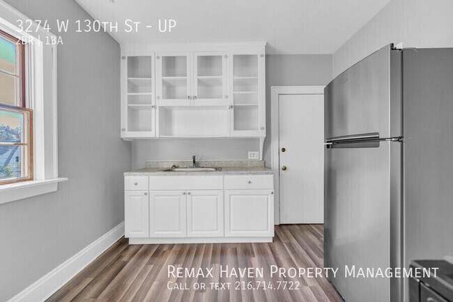Building Photo - 3274 W 130th St