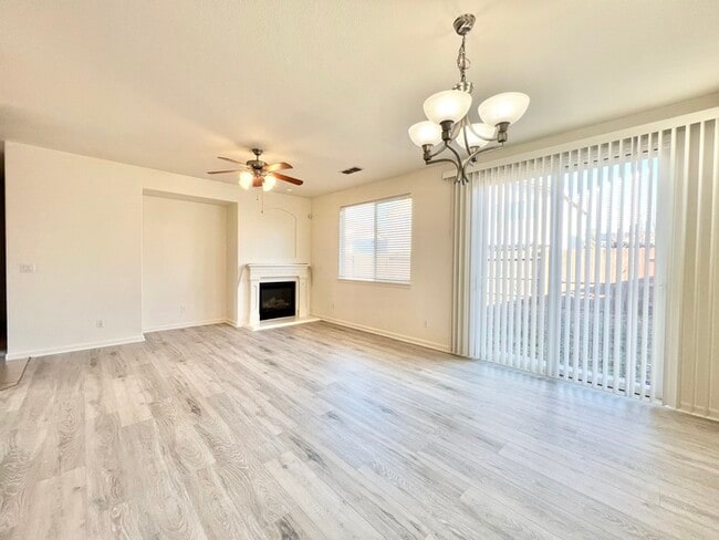 Building Photo - Charming one-story home in Linda! 3bd/2ba 1,360 sq. ft.