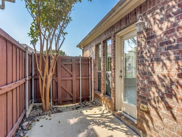 Building Photo - 2113 Broadstone Dr