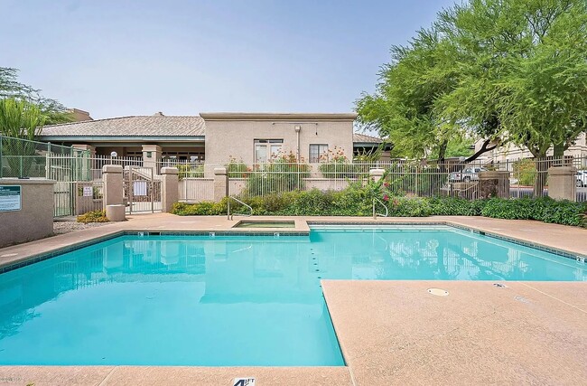 Building Photo - 101 S Players Club Dr