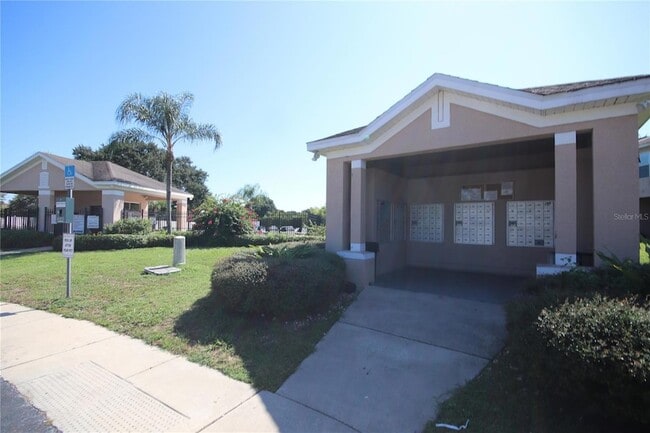 Building Photo - 1575 Blue Magnolia Rd