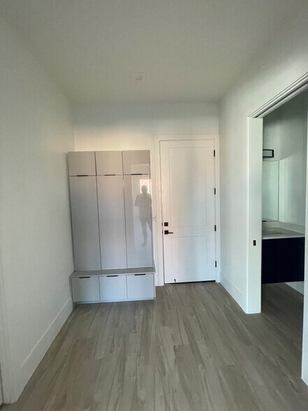 Building Photo - 169 Terrace Ln