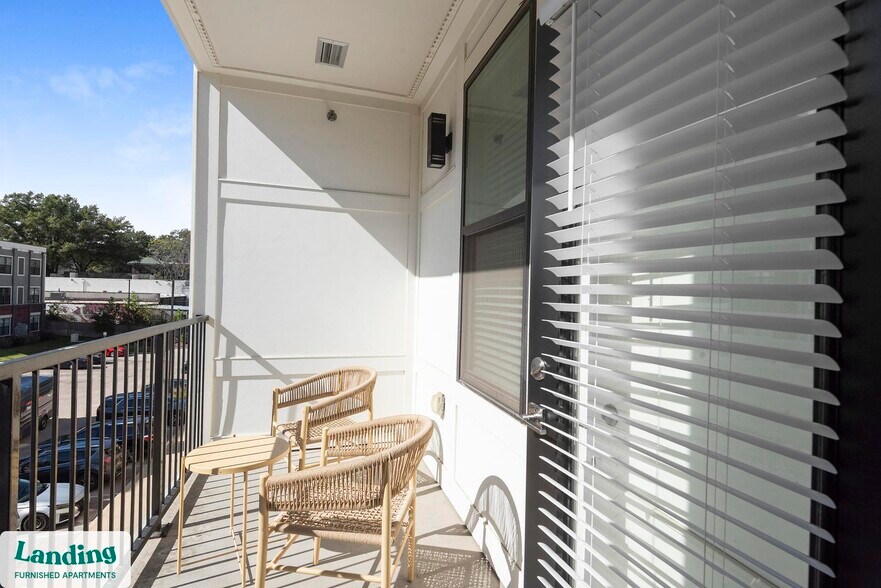 Building Photo - 1544 Madison Ave