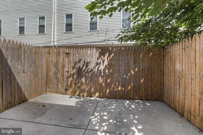 Building Photo - 2045 Wilder St