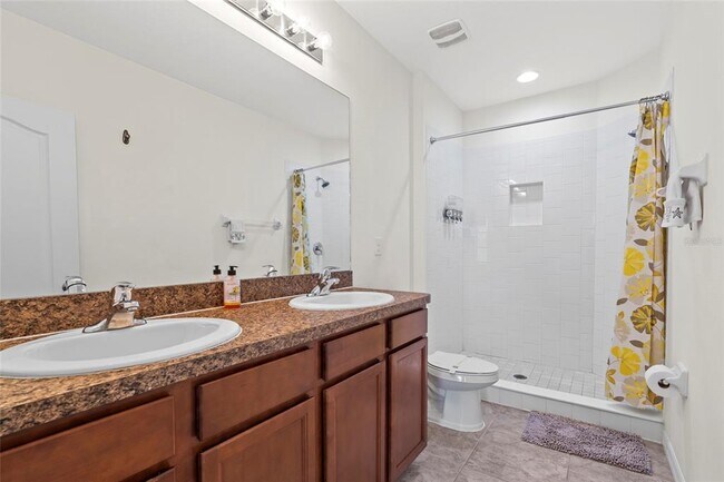Building Photo - 10425 Red Carpet Ct
