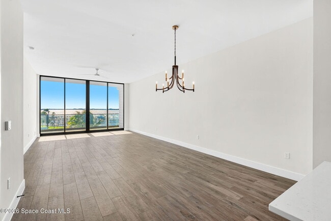 Building Photo - 225 Strand Dr