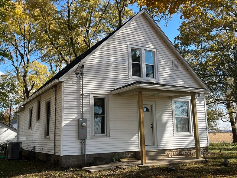 Building Photo - 14044 Strawn Rd