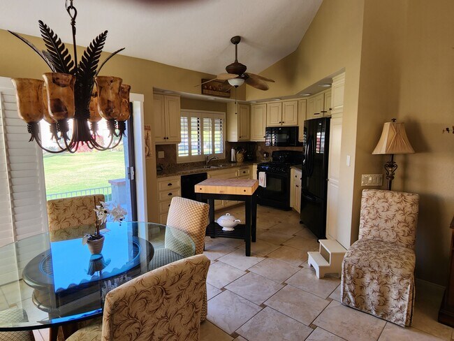 Building Photo - 41705 Palmetto Ln