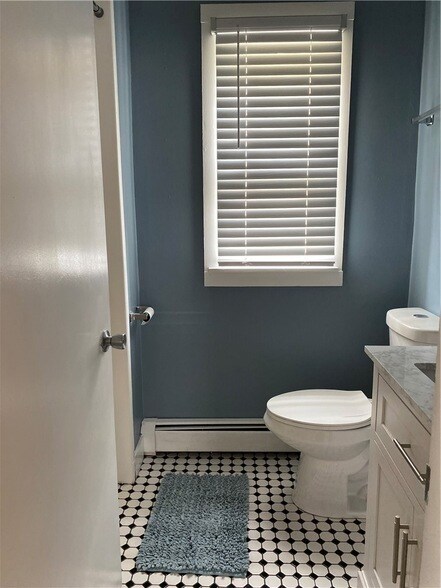 Building Photo - 481 Pine St