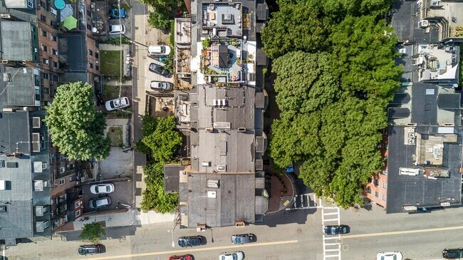 Building Photo - 55 E Springfield St