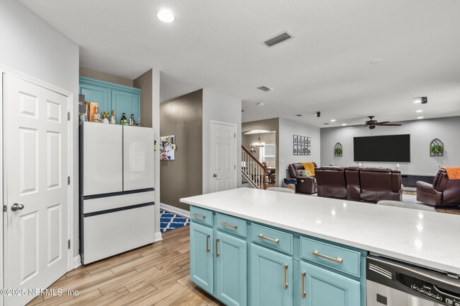 Building Photo - 503 Candlebark Dr