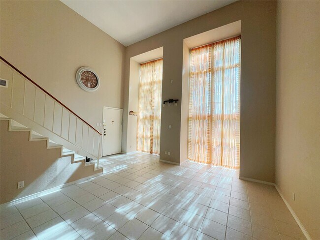 Building Photo - 12633 Memorial Dr