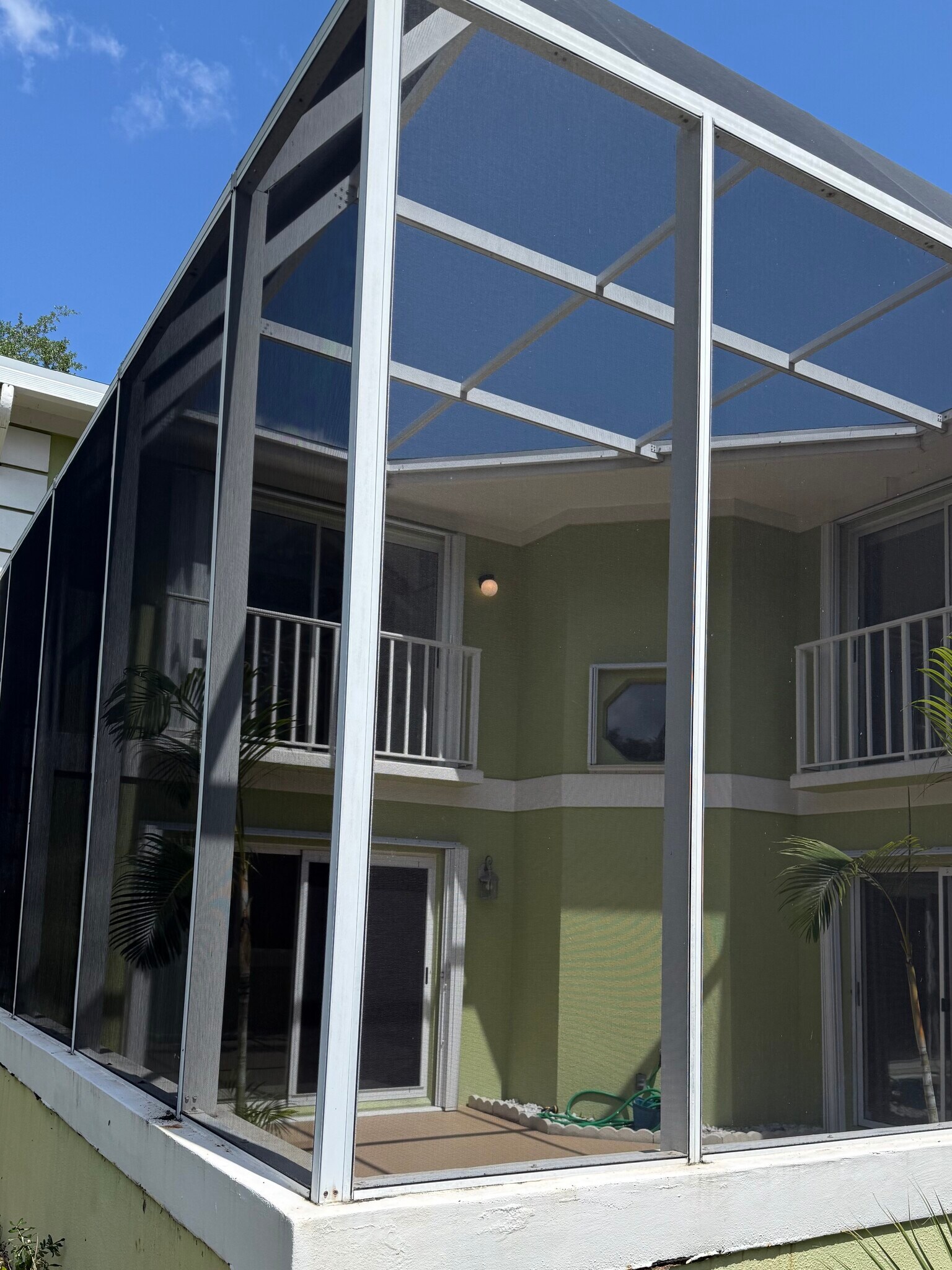 Building Photo - 83 SE Beech Tree Ln